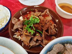 -冯烫烫跷脚牛肉·川菜小馆(武胜西街店)