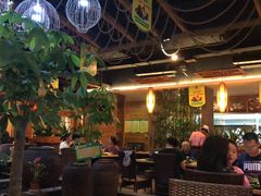 大堂-龙泉人椰子鸡.糟粕醋.海南菜(三亚旗舰店)