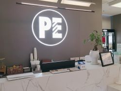 -PE SALON