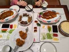 -梅利汴京烤鸭•开封豫菜地标店(东大街店)