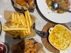 -必胜客(上海新南方商城PH店)