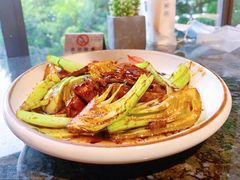 菜梗炒猪肝-菲乐餐厅(三十年经营·湖滨路店)