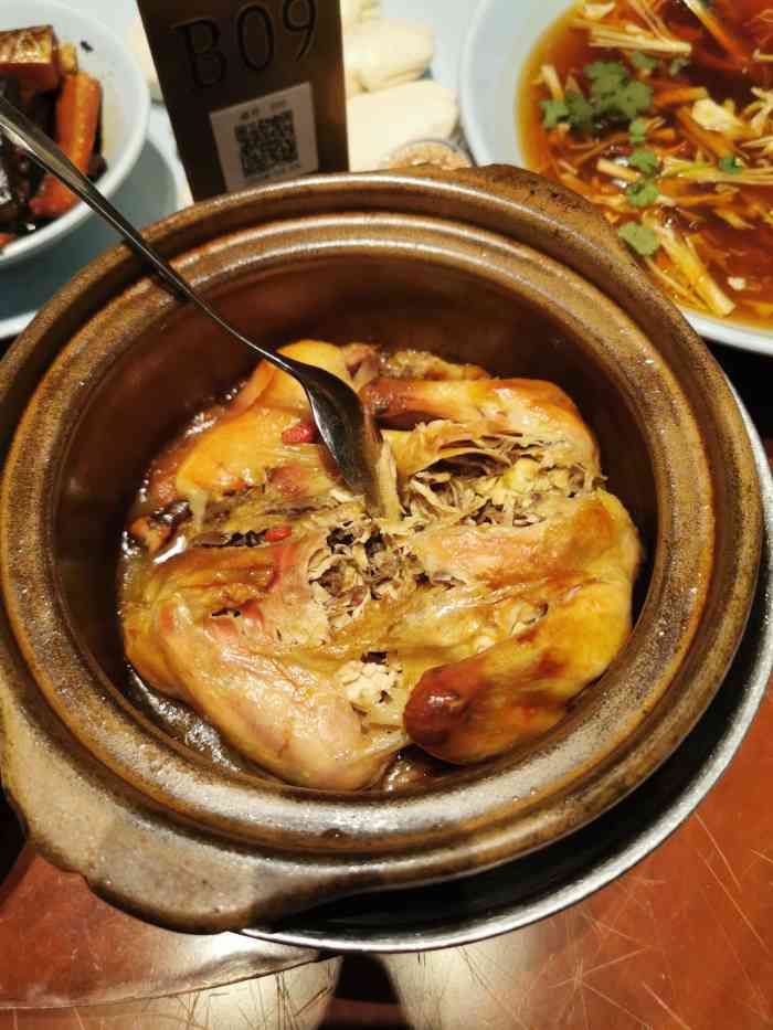 外婆家(万象城购物中心店)-"人气相当旺,菜品味道不错,菜价也不高.我.