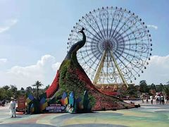 -七彩云南欢乐世界