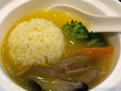 -峨眉山世纪阳光大酒店(峨眉高铁站店)