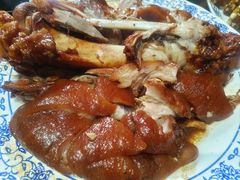 -老天桥酱肉烧饼夹肘子(天桥店)
