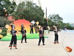 -七彩云南欢乐世界