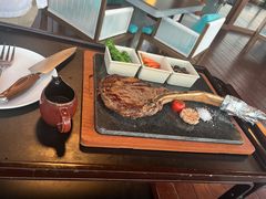 -三亚亚龙湾瑞吉酒店·宴悦Driftwood·游水海鲜·牛排·草坪·私人定制