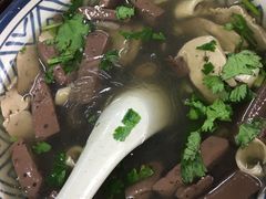 -勤业老杨汤包店(红星新村分店)