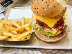 -牛纽塔·牛人堡(群众路店)