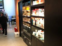 -星巴克(香港国际机场44号闸店)