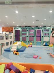 -孩子王童乐园(唐山万达广场店)