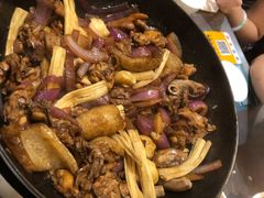 -胡须佬鸡煲四季火锅店(石厦西村直营店)