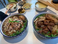 -镇南锅盖面馆(解放路店)