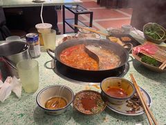 -鸿姐老火锅(龙阳店)