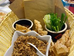 -鲁菜根·泰安菜(万达店)
