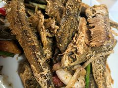 -芦茨金富饭庄·25年老字号·专做稻草鸡