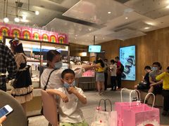 -奈雪的茶(湖滨银泰in77C区PRO店)