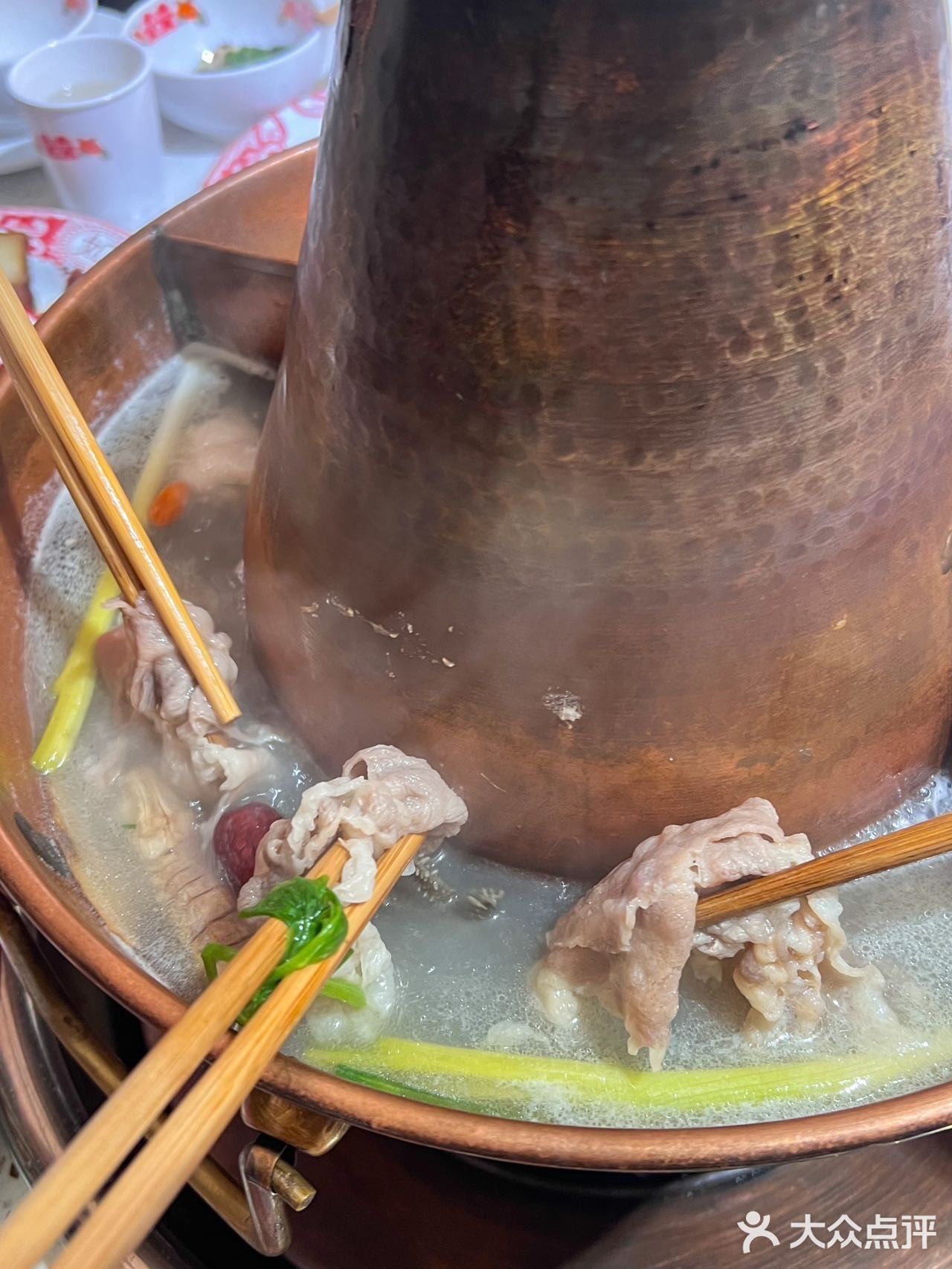这个冬天得有一顿蒲大艳小肥羊铜火锅