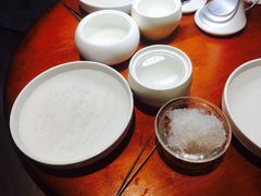-燕庭·纯燕窝·甜品下午茶(南京西路店)