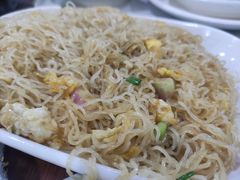 蛋炒米粉-章记正宗南岗鱼蛋火锅