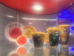 -m豆巧克力世界(上海世茂广场店)