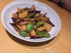 -关东小磨东北菜(上海长风大悦城店)