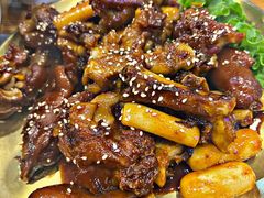 辣猪蹄-喇喇排骨火锅·传统韩式脊骨汤(望京西园总店)