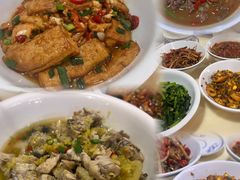 -笨罗卜浏阳菜馆(星沙店)