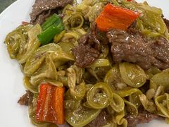 西瓜酸炒牛肉-横岗朋仔餐厅