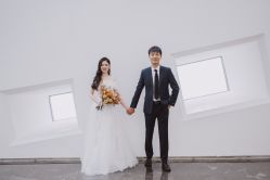 -衣贝姿婚纱礼服馆