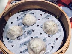 双拼小笼（蟹粉+鲜肉）-穿蒸引鲜·嗲记(正大广场店)