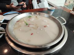 -老来福·非遗酸汤兔(凯旋路店)