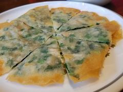 虾粒韭菜煎薄饼-龙悦湾酒家·八阵鱼生·渔人码头店