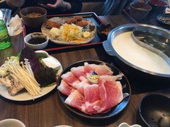 -我那覇豚肉店(カフーナ旭橋店)