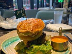 -DEEP·深美式餐吧(五棵松华熙LIVE店)