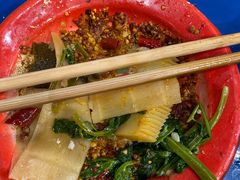 -马路边边麻辣烫联盟路店