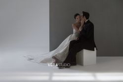 -至臻微拉婚纱摄影