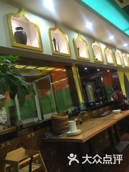 艾尼巴亿餐厅图片 - 第1张