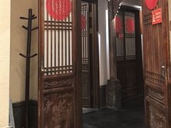 -唐山宴百姓府邸院落中餐