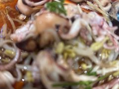 油泼笔管-新时代大酒店(仰口路店)