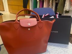 -Longchamp(佛罗伦萨小镇奥特莱斯店)