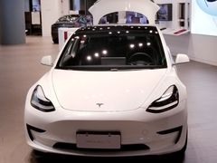 -TESLA 特斯拉(上海太古汇体验店)
