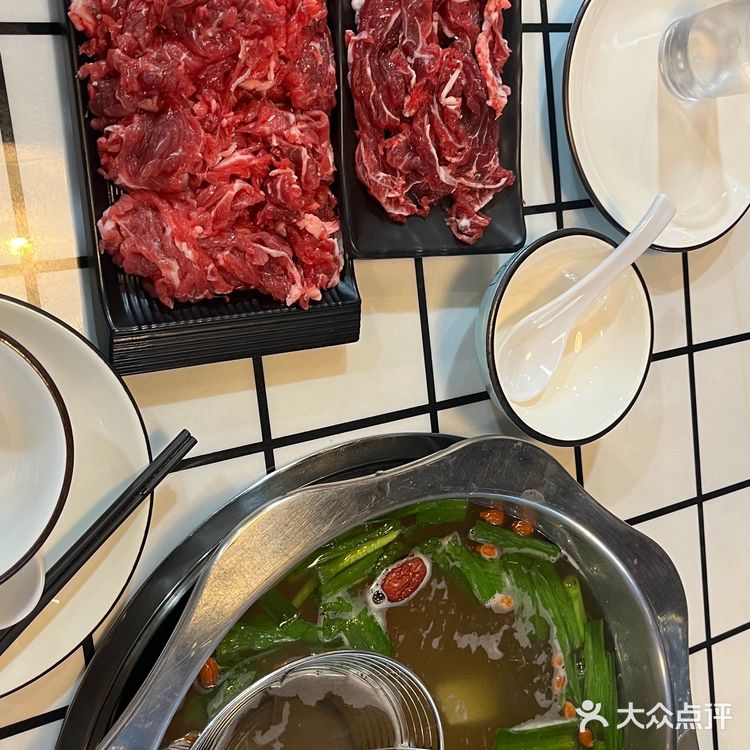 杭州美食｜小牛滚滚