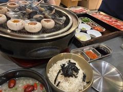 -围炉肉舍•炭烤活鳗•丹东海鲜烤肉(步行街店)