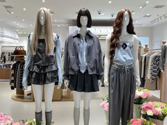 -URBAN REVIVO(西安Momopark店)