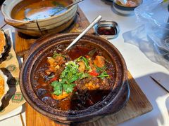 -蚝堡海鲜·威海菜·海肠捞饭·烧烤·亚洲吃蚝公司(幸福门店)