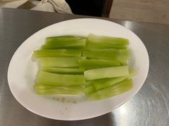 -胡须佬鸡煲四季火锅店(石厦西村直营店)