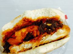 -清真马乐贝腊牛肉蛋黄菜夹馍(马蓉洒金桥店)