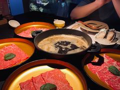 -花潮料理艺食馆(成都万象城店)